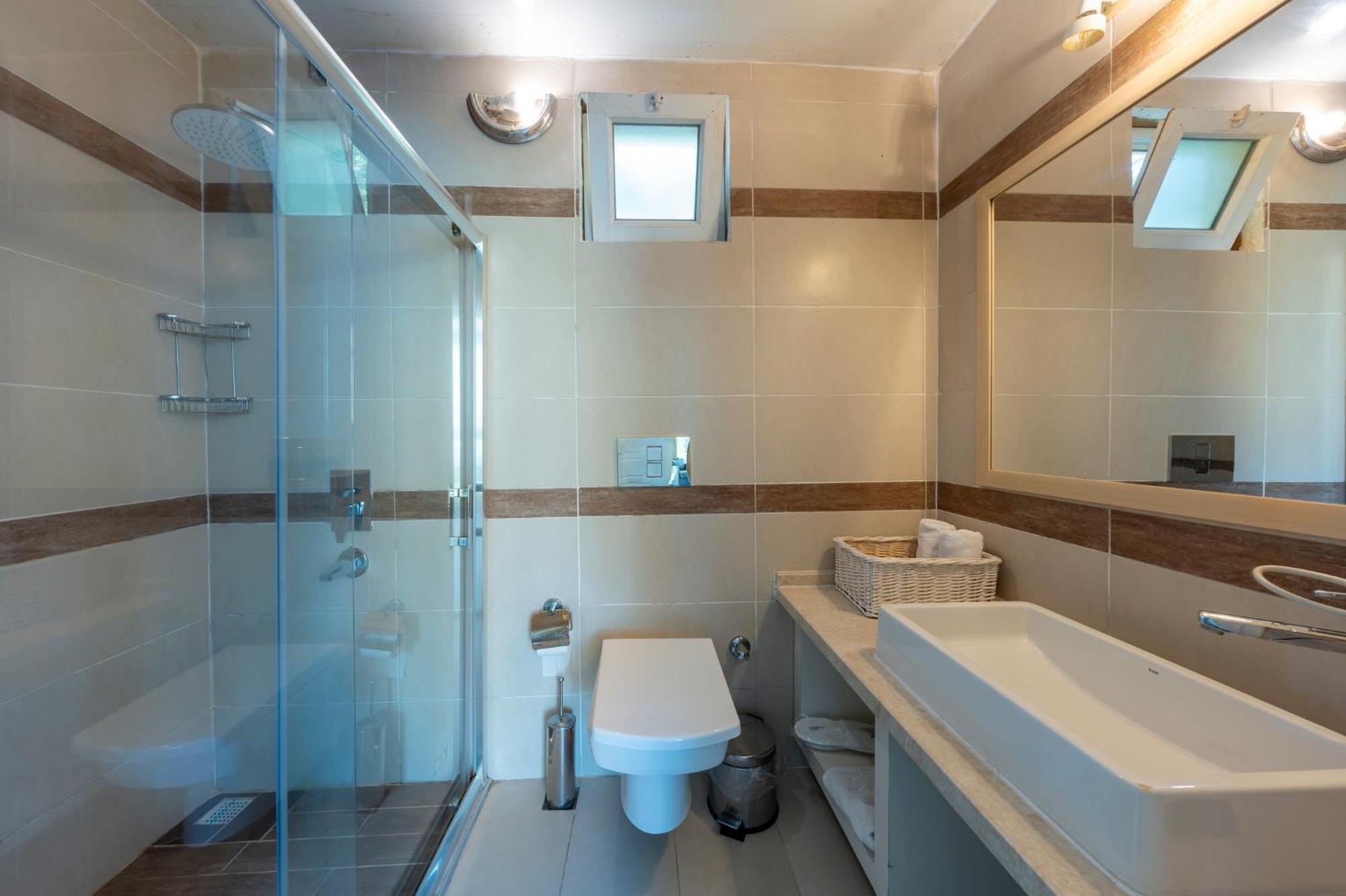 Sakli Gol Evleri Hotel Karacaören Kültér fotó