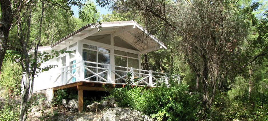 Sakli Gol Evleri Hotel Karacaören Kültér fotó