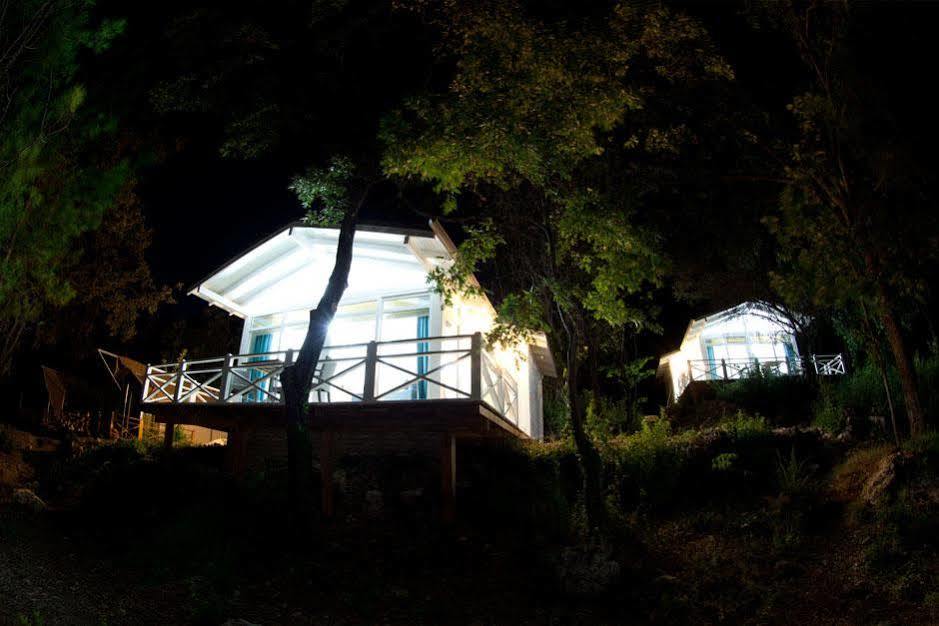 Sakli Gol Evleri Hotel Karacaören Kültér fotó